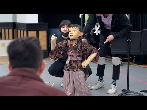 Play video