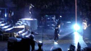 Rihanna - Umbrella/Cinderella Remix Concert in Sydney, November 2008 + rihanna fainting