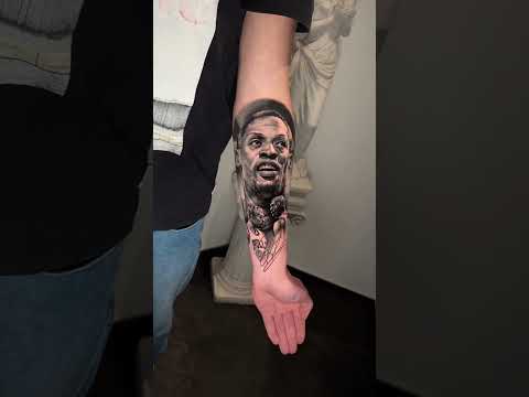 Mirko Ponti Tattooer | Dennis Rodmen Black and Grey Realism #shorts #tattoo #dennisrodman