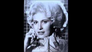 Tammy Wynette  -  Away In A Manger