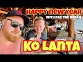 Vi Flyr Från Phuket Till Koh Lanta På Nyårsafton Pas The Indian Bar Klong Dao Beach