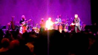 Paul Simon - The Boxer with Jerry Douglas @ Ryman 5-19-2011