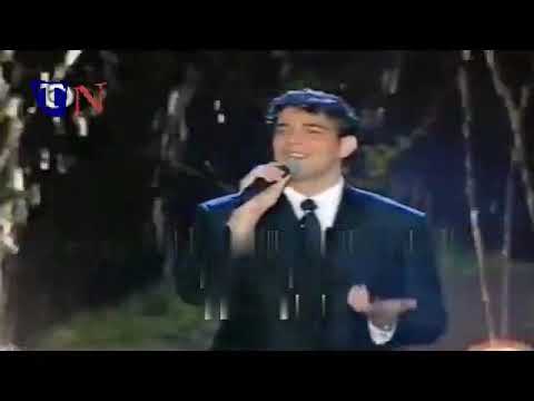 Hadi Younes sings Wael Kfoury 1998 هادي يونس يغني وائل كفوري