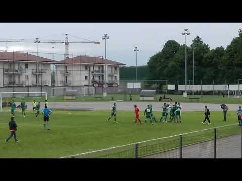 Moretta in Eccellenza: tripudio al fischio finale