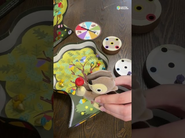 Vídeo relacionado con Learning Resources Juego para asociar colores Sneaky, Snacky Squirrel Game
