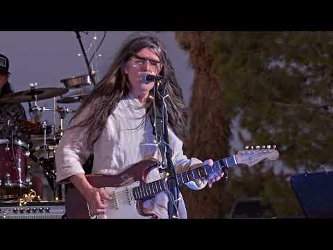 Crazy Mary - Victoria Williams and Tom Freund in Joshua Tree