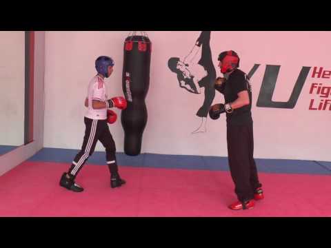 Kickbox Lockeres Sparring 5