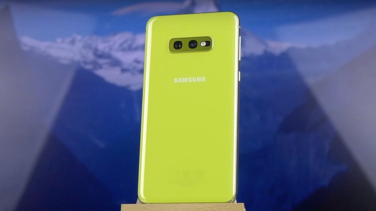 Samsung G970F Galaxy S10e 2019 6/128Gb Black (SM-G970FZKDSEK) video preview