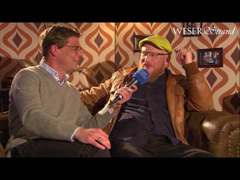 WESER-Strand: Flo Mega fragt Bärbel Schäfer