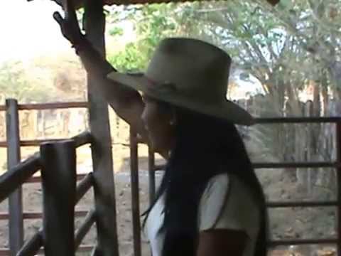 12 MARICRUZ CISNERO MI RIQUEZA