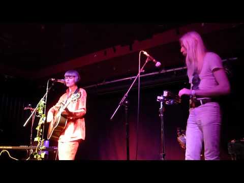 Hollow - Sue Denim (Live)