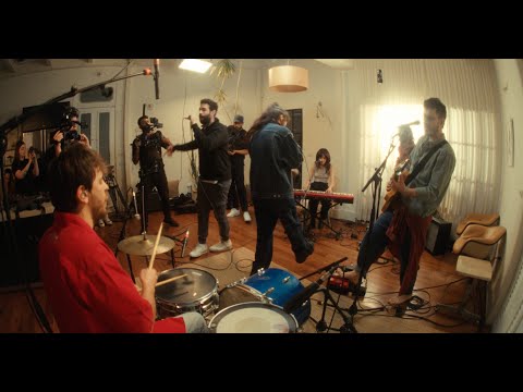 Noga Erez - A+ "Against The Machine" ft. Ravid Plotnik [Live]