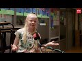 Oefenen voor de schoolmusical van groep 8 tijdens corona
