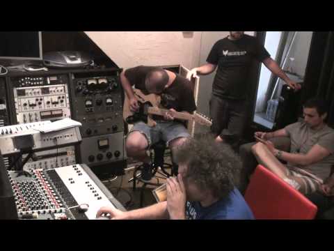 Thumbnail for The Nest Itself - The '(In) constant search' sessions