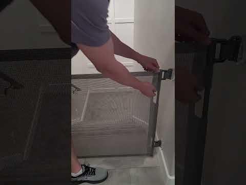 Retractable Baby Gate