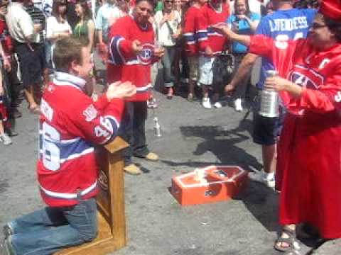 Montreal Canadiens praying outside Bell Center (3rd round of 2010 Playoffs vs Flyers)