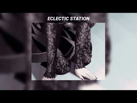 Laguna Meth - Gothic Girlfriend // lyrics