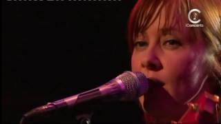 Suzanne Vega   When Heroes Go Down 720p 30fps H264 192kbit AAC