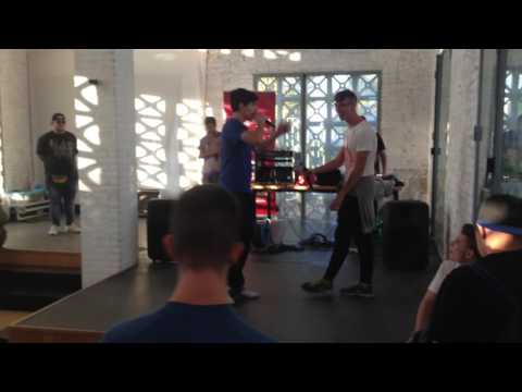 Adrisiki vs Ripper - 16avos [El Gallo De La Vega Otoño En Verso IV Edicion] 14-10-16