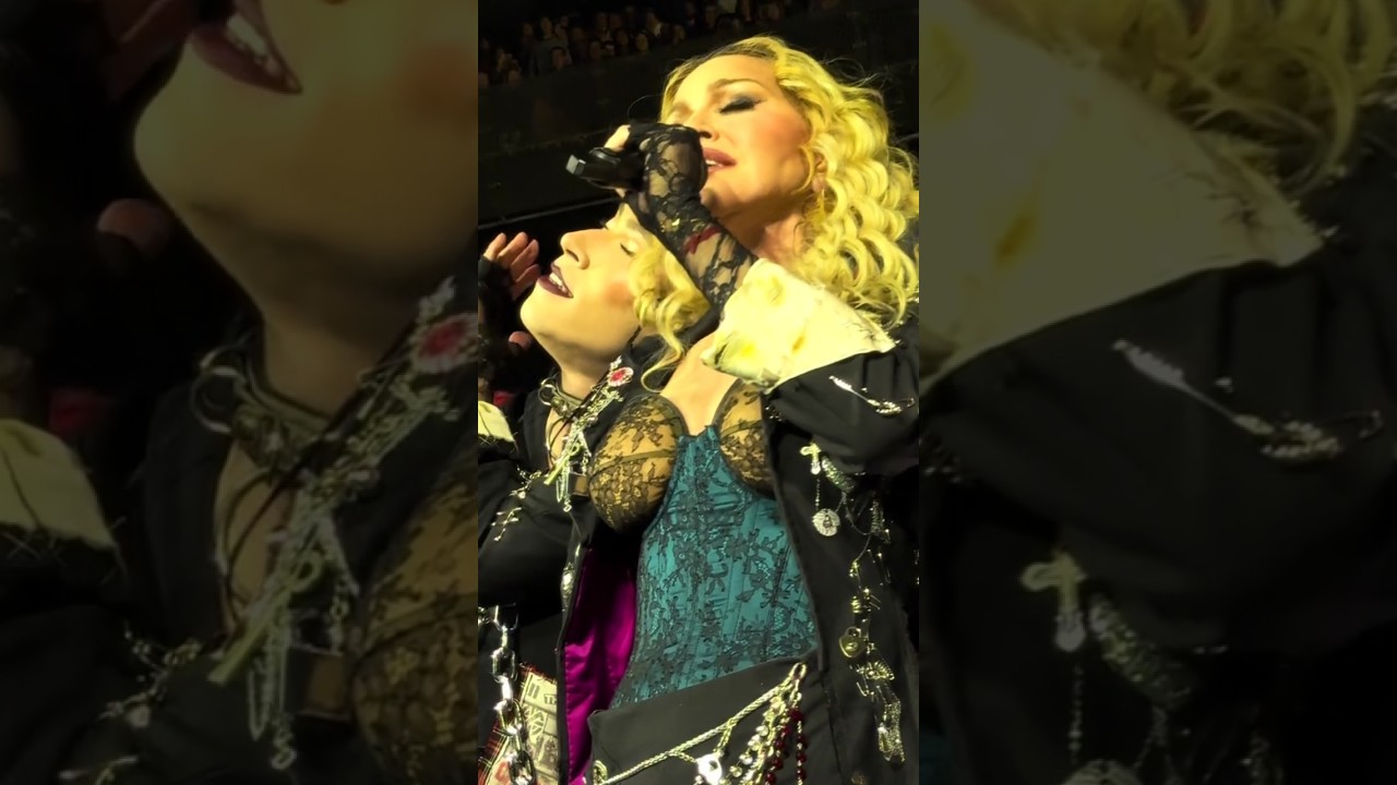 Madonna - Into The Groove (The Celebration Tour - Ámsterdam) 2023