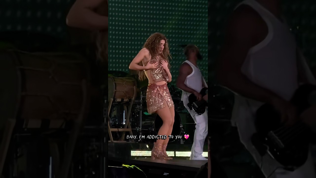 POV: You’re addicted to LA LOBA🔥🐺#Shakira #Short