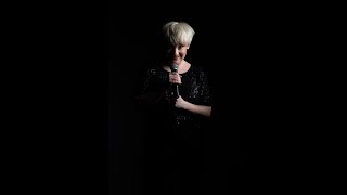 Emma Kelsey - carpenters -close to you
