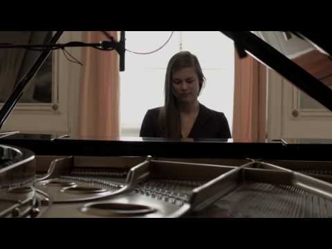 Nikol Bóková – J. S. Bach – Toccata e minor BWV 914