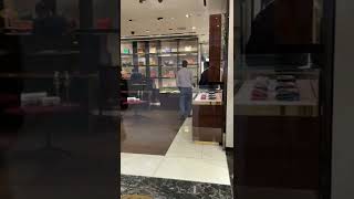 Buying Gucci Flora Perfume - Mini Vlog #shorts #gucci #guccivlog