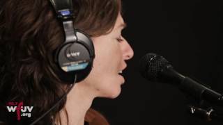 Ani DiFranco  - "Binary" (Live at WFUV)