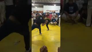 Jogo Forte e Respeitoso – Mestre Gordurinha e Mestre Chorão #capoeira #capoeiramoves