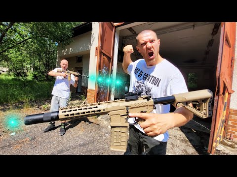 Neue außergewöhnliche KUGELN LEUCHTEN im DUNKELN! (Airsoft Battle im Gebäude)