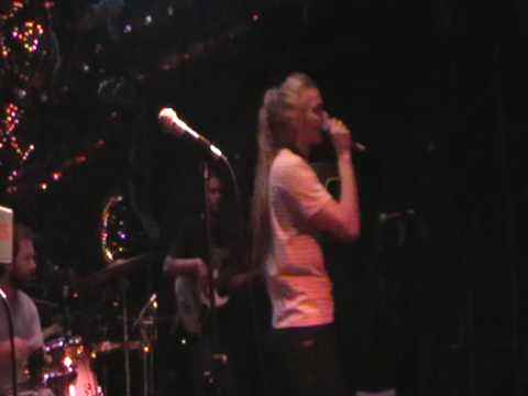 Cocoman and Solid Vibes - Cross Club/Prague 8.10.2009 (highest grade, ganjaman medley)(PRAGUE/CZ)