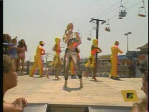 Kylie Minogue Love At First Sight Live At Mtv 17/07/2002