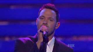 Will Young sings Leave Right Now on American Idol 9 Final Tribute night.