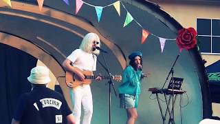 FLORA CASH &quot;18  Dollars&quot; (Live @ Parkteatern, Under Eken July 21 2018)
