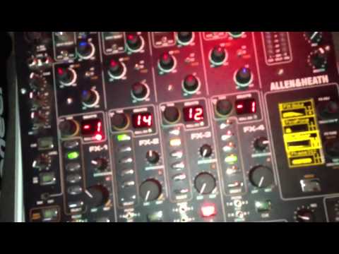 Emitixe LIVE demoing the Xone DB4