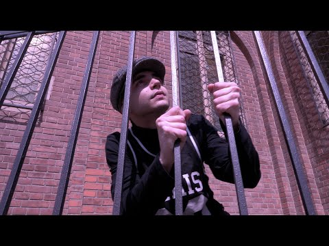 TECSAN - Un Moment feat. Samurai | Videoclip Oficial