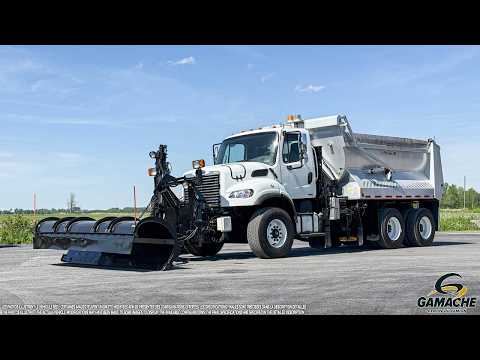 FREIGHTLINER M2 106V 2011