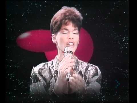 Whitney Houston - How Will I Know (original video)