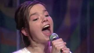 Björk - Aeroplane (MTV 120 Minutes) 1993