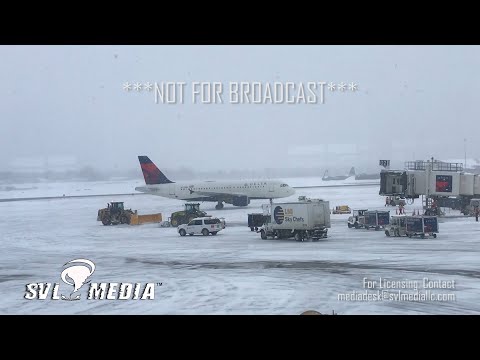 02/09/2020 - Minneapolis St. Paul Airport - Snow Cleanup Operations