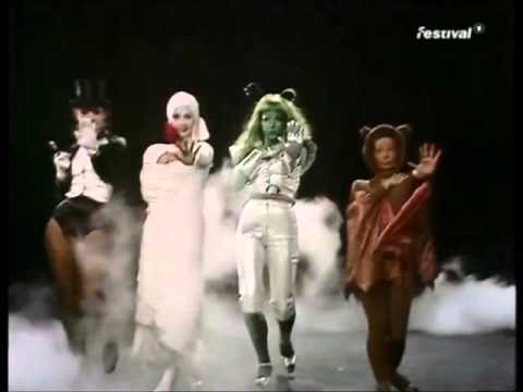 Grace Jones-Sinning-video edit