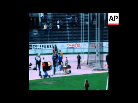 SYND 30 6 77 HELSINKI GAMES BOIT WINS 800M, QUAX WINS 500M