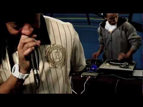 Rael da Rima em "Eles não tão nem aí" no Estúdio Showlivre 2011