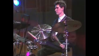 ALASKA Y DINARAMA - A quién le importa (Si lo sé... no vengo)