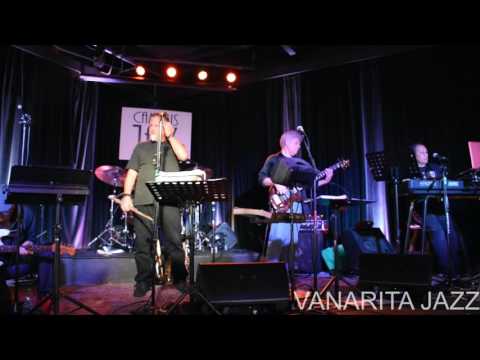 Greg Vail doing Saint Thomas.