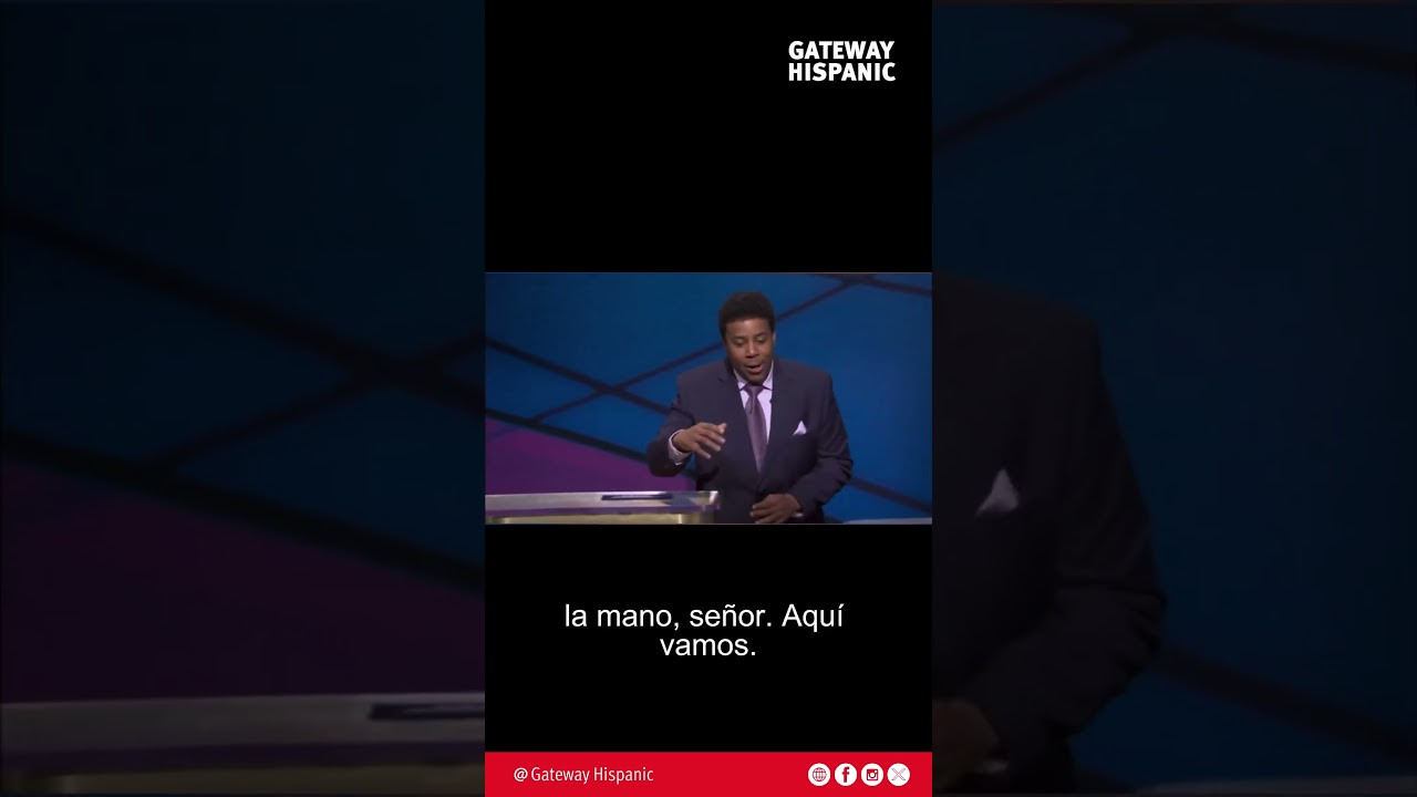 Tom Hanks Mocks Trump Supporters in SNL skit