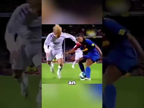🤯 When Ronaldinho Broke Salgado 😭⚽ #Ronaldinho #Football #Soccer