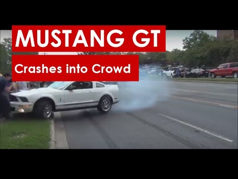 Ford Mustang Shelby GT500 Crashes into Crowd