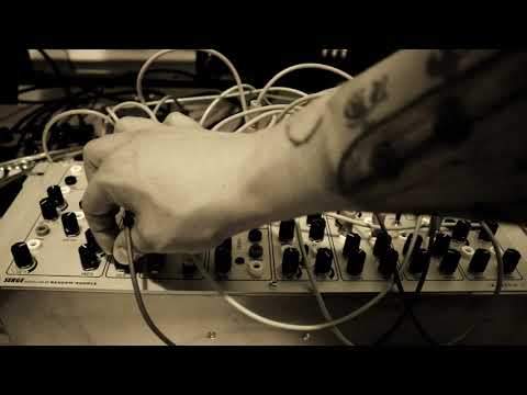 Random Source La Bestia - 03